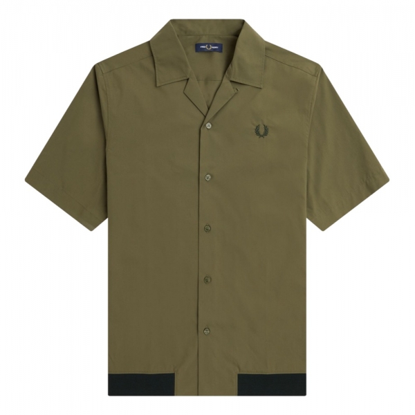 FRED PERRY Ribbed Hem Revere Collar...
