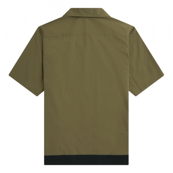 FRED PERRY Ribbed Hem Revere Collar Shirt M5705 - Uniform Green