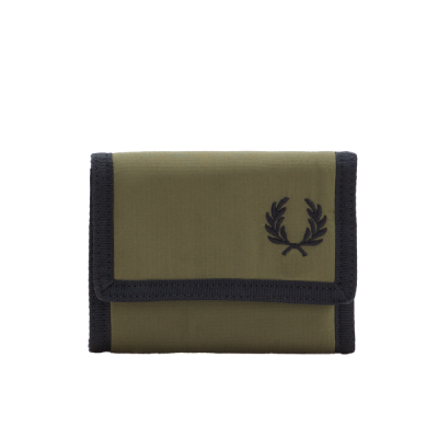 FRED PERRY Ripstop Wallet...