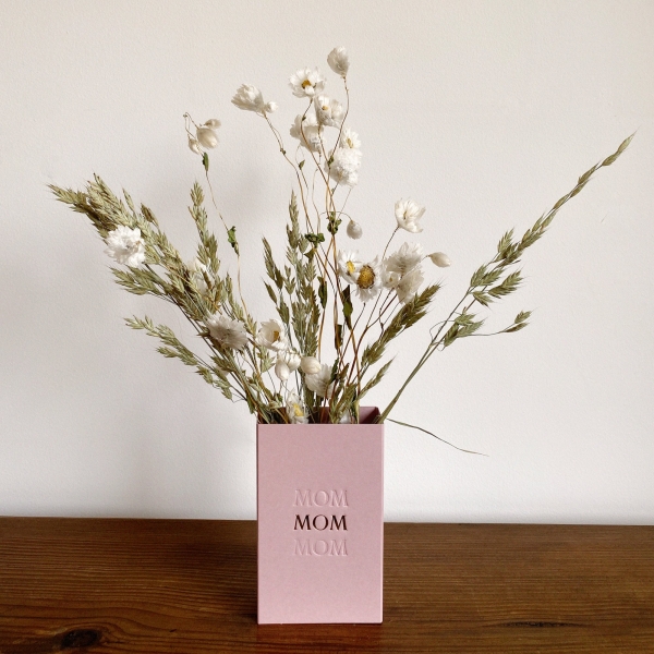 INUSITADO Paper Vase - Pink