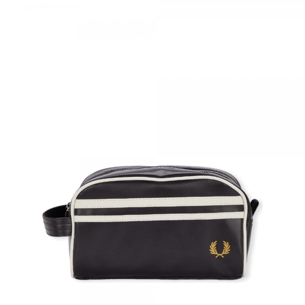 FRED PERRY Laurel Wreath Wash Bag...