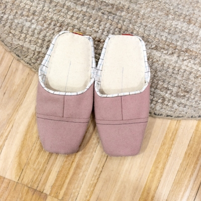 ARMAZÉM DAS MALHAS Slippers...