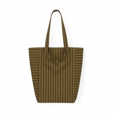 ROSE IN APRIL Tote Bag...