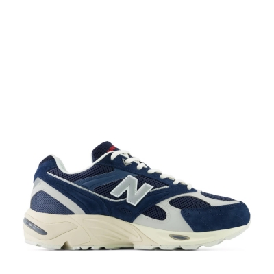 NEW BALANCE Sapatilhas 880R...