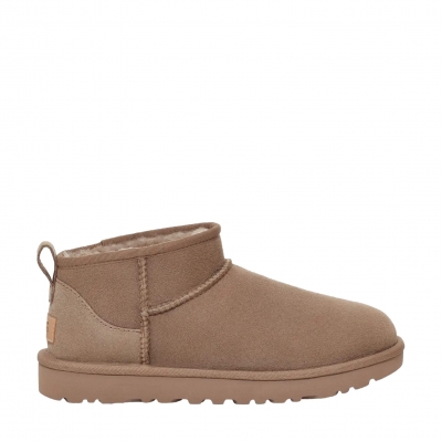 UGG W Classic Ultra Mini...