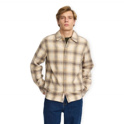REVOLUTION Casual Shirt...
