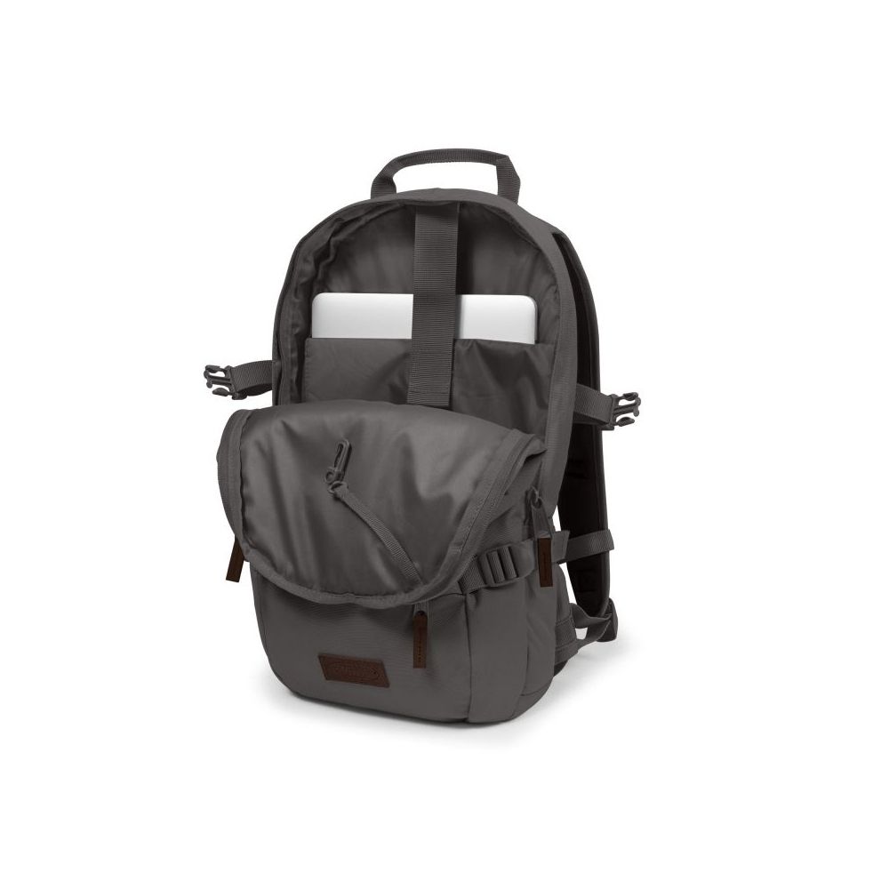 eastpak backpack with bottle holder