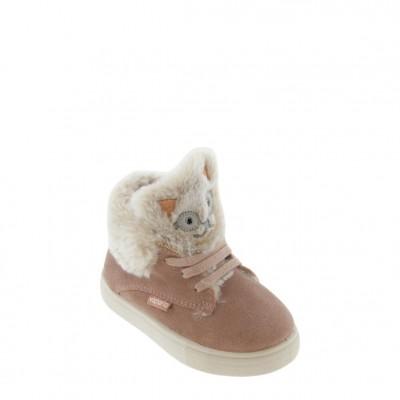 Victoria Bota Animal... 2